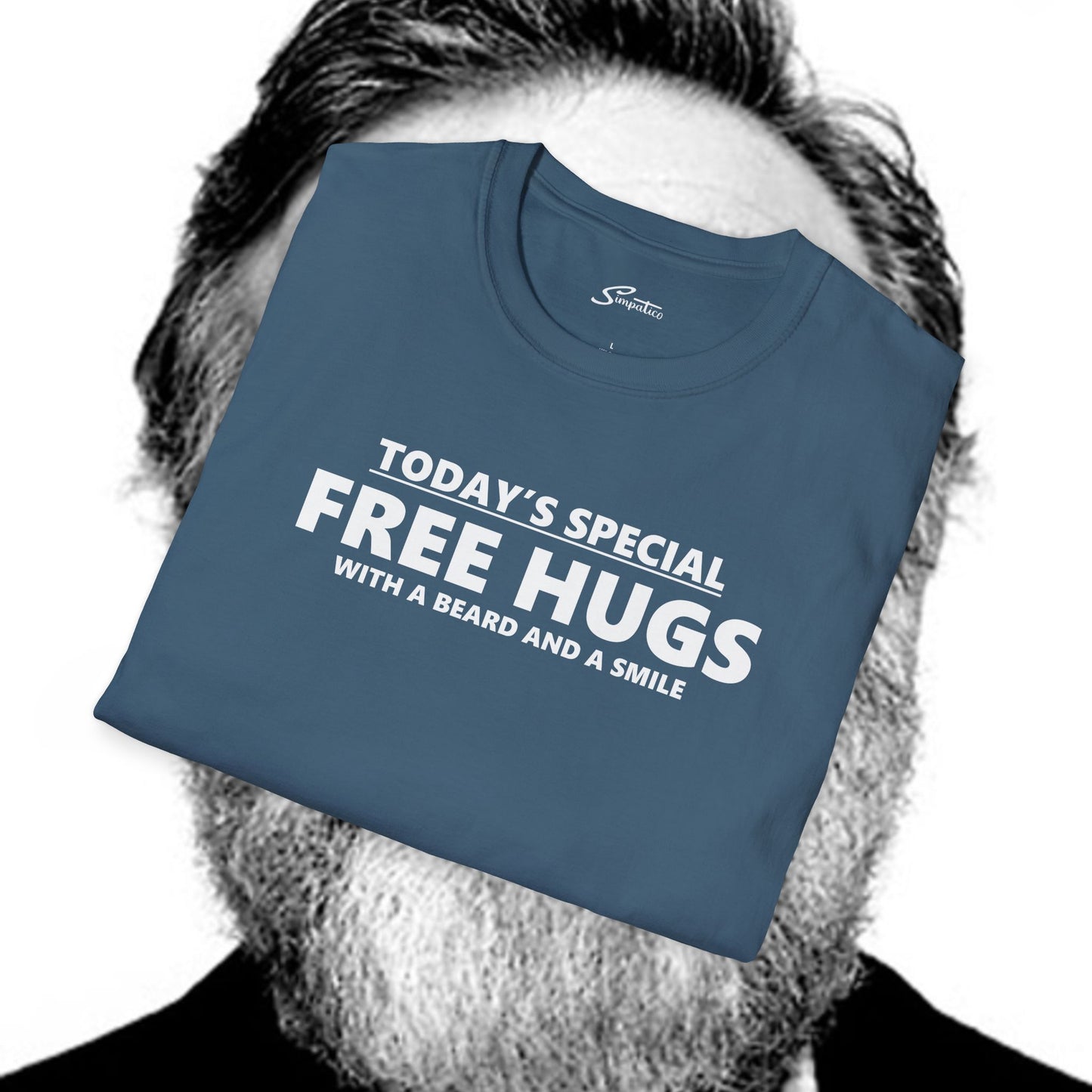 Free Hugs Beard and Smile  T-Shirt